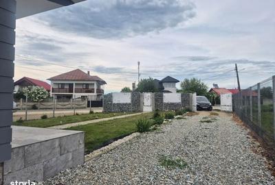 Casă cu 4 camere în Bucureasa - 3