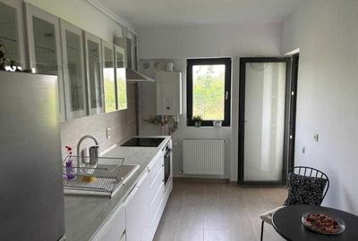 Apartament cu 2 camere decomandat în Central - 2