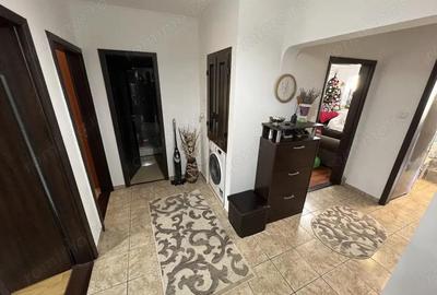 Apartament 3 camere zona Trocadero - 2