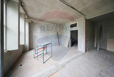 Hala 2.700 mp + birouri 800 mp + teren 1.400 mp AEROPORT BRASOV - 14