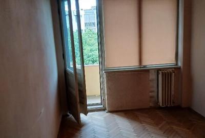 Apartament 3 camere Str. Constantin Brezeanu pre? 63000!! - 1