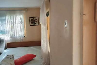 Casă cu 5 camere cu Teren 200 Mp în Potigrafu - 14