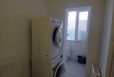 Apartament cu 3 camere decomandat în Micro 4 - 14