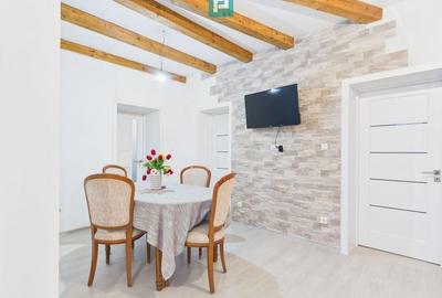 Casă Individuală cu spațiu comercial - Variaș - 19