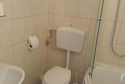 Casă cu 4 camere în Central - 1