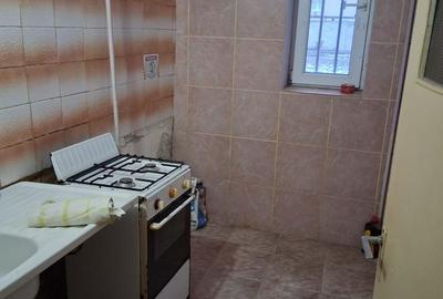 Garsonieră decomandată în Central - 2