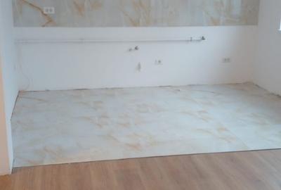 Casă cu 4 camere cu Canalizare în Drumul Taberei - 10