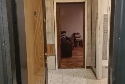 3 Camere Decomandat 74mp bloc 1980 zona Mircea