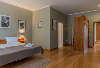 Casă cu 5 camere cu Teren 1600 Mp în Cincu - 3