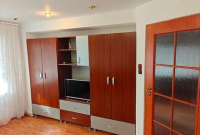 Apartament cu 2 camere decomandat în Unirii Sud - 1