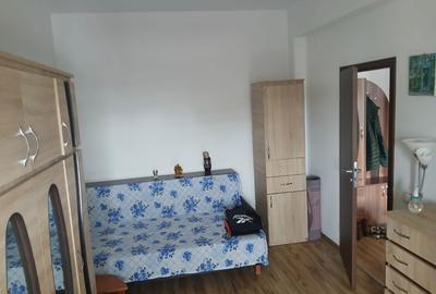 Apartament cu 2 camere decomandat în Exterior Vest