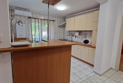 Apartament cu 3 camere, mobilat în 13 Septembrie - 9