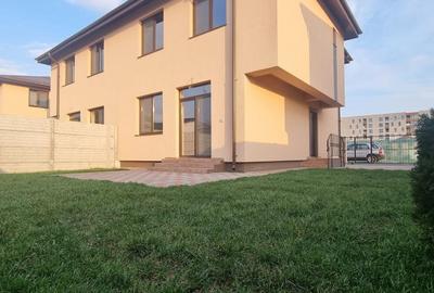 Duplex cu 4 camere cu Canalizare în Nord - 32