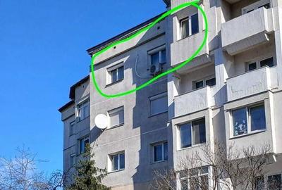Apartament cu 3 camere decomandat în Podei - 2