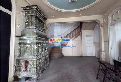 Casă cu 10 camere cu Teren 521 Mp în Cișmigiu - 2