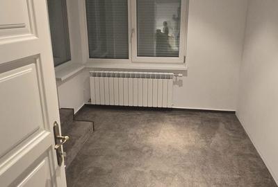 Apartament cu 4 camere decomandat în Central - 3