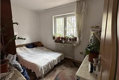 Apt 2 camere vila  proprietate curte 140mp, garaj  Eroii Revolutiei 2 min metrou - 2