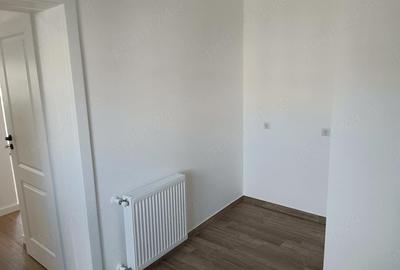 Apartament cu 3 camere semidecomandat în Central - 4