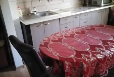 Apartament cu 2 camere semidecomandat în Crihala