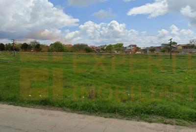 Teren Construcții intravilan de 880 mp, în Nord - 2