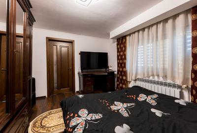 Casă individuală cu 7 camere cu Canalizare în Frasin - 11