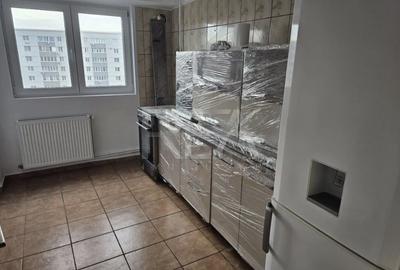 3 camere 8/10, bloc 1980, 75mp -Drumul Taberei - 9