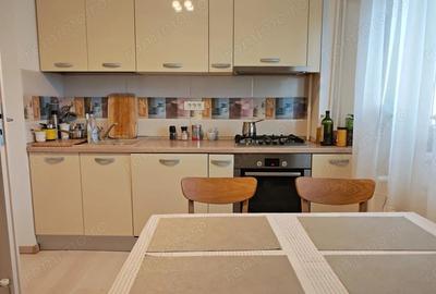 Apartament cu 3 camere decomandat în Sud - 8