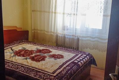 Vand Apartament 4 camere - decomandat, Cartier Crihala, Zona Pipa - 6