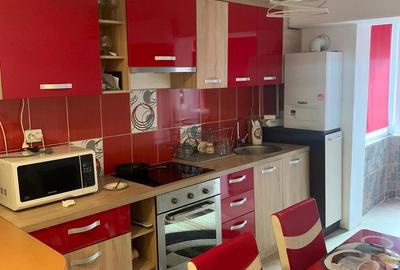 Garsonieră decomandată în Titan