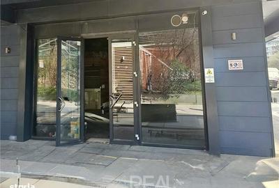 Spațiu comercial, de 181 mp, în Tei