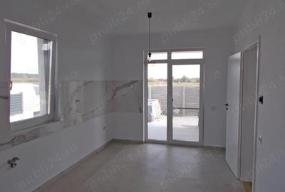 Casă cu 2 camere în Dumbrăvița - 20