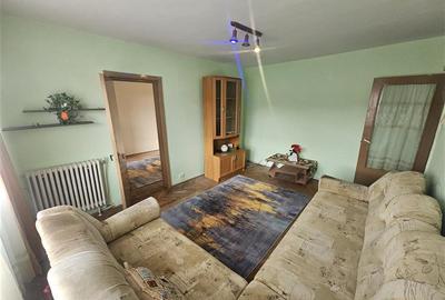 Apartament cu 2 camere nedecomandat în Micro III - 11