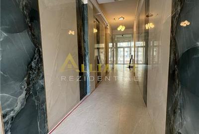 Apartament cu 3 camere semidecomandat în Central - 2