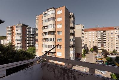 RECO . Apartament cu 3 camere . Dragos Voda - 18