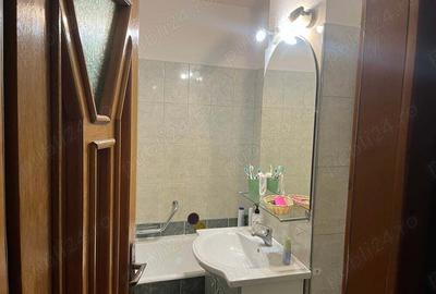 De vanzare ap 3 camere pe Str ?tefan cel Mare - 1