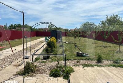 Casă cu 4 camere cu Teren 1420 Mp în Șofronea - 3