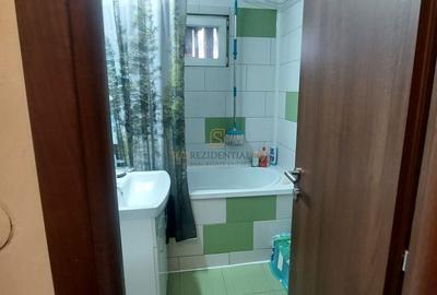 Apartament cu 3 camere semidecomandat, mobilat în Rahova - 11