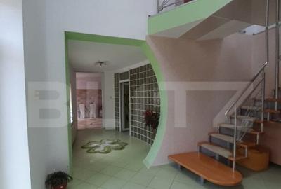 Casă cu 4 camere cu Teren 960 Mp în Săcele