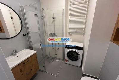 Garsonieră decomandată în Central