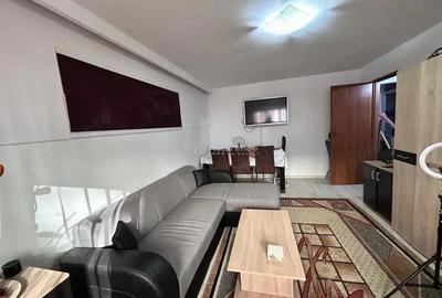 Apartament cu 3 camere decomandat în Bocșa - 14