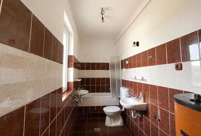 Casă cu Teren 720 Mp în Ceuaș - 4
