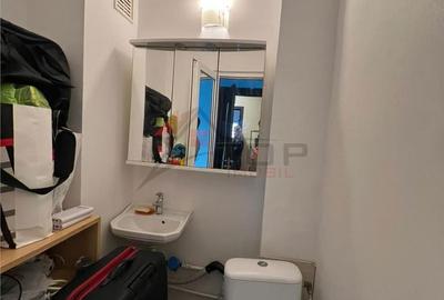 Apartament cu 3 camere decomandat în Metalurgie - 1
