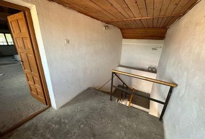 Proprietate compusă din 2 case - 24