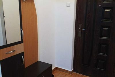Apartament cu 2 camere decomandat în Tătărași - 4