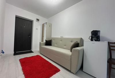 Garsonieră decomandată în Baza 3 - 5