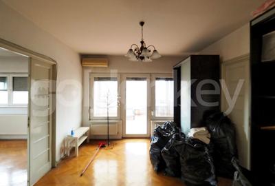 Casă individuală cu 10 camere cu Canalizare în Domenii - 12