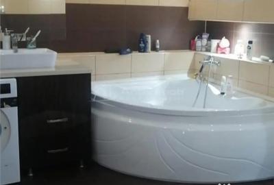 Casă cu 5 camere cu Teren 500 Mp în Sânnicolau Mic - 4