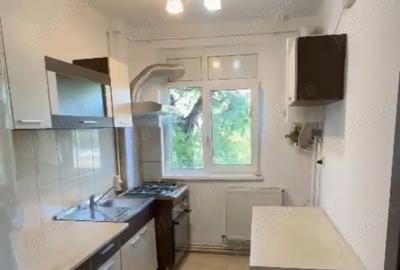 PROPRIETAR! Apartament de vanzare, 2 camere complet mobilat si utilat , zona Lipovei - 1