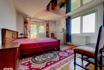 Casă cu 6 camere cu Teren 638 Mp în Pădureni - 3