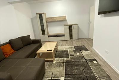 Apartament cu 2 camere decomandat în Tractorul - 3